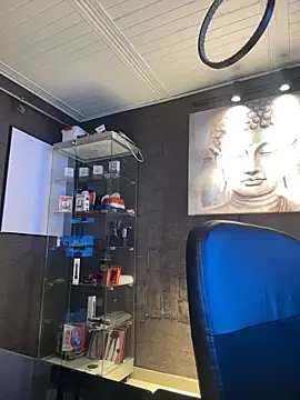 Snapshot of Emiily_W chatting on 01.05.26 Emiily W online show from 01.05.26