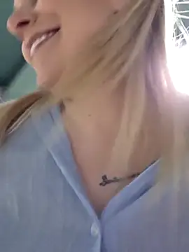 Snapshot of Bondgirl_013 chatting on 03.25.26 Bondgirl 013 online show from 03.25.26