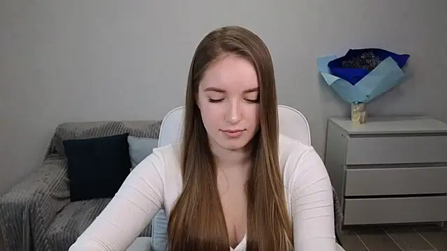 EvaMaddison online show from 12.31.24