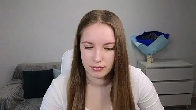 EvaMaddison online show from 01.17.25
