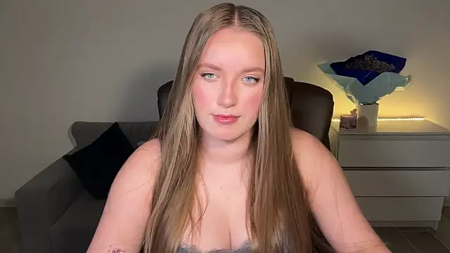 EvaMaddison online show from 06.13.26