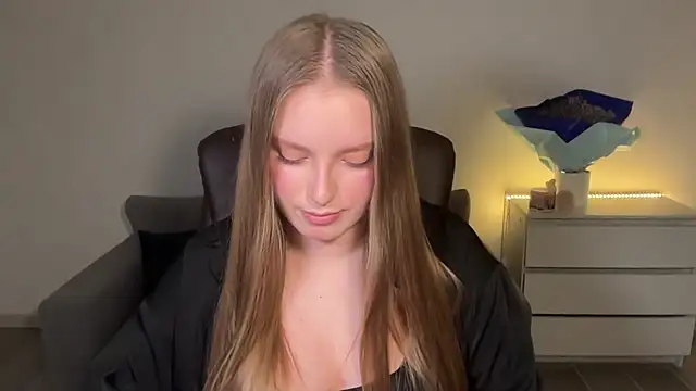 EvaMaddison online show from 06.21.26