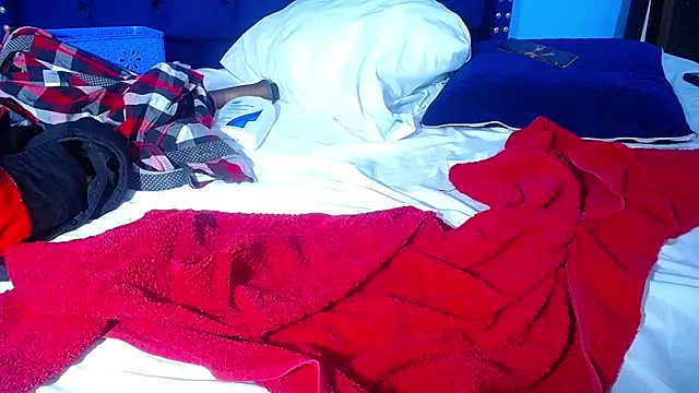 Snapshot of indian_sweety18 chatting on 12.28.24 indian sweety18 online show from 12.28.24