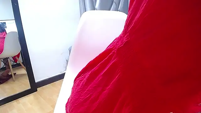 Snapshot of indian_sweety18 chatting on 03.10.25 indian sweety18 online show from 03.10.25