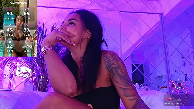 KimiBrown online show from 12.05.25