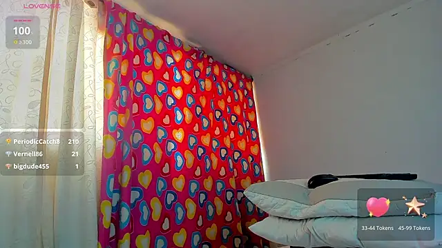 caroline tovar online show from 02.14.25