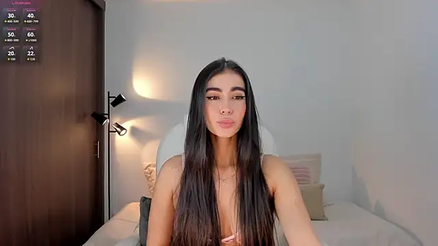 Snapshot of RebeccaBaxter chatting on 01.12.26 RebeccaBaxter online show from 01.12.26