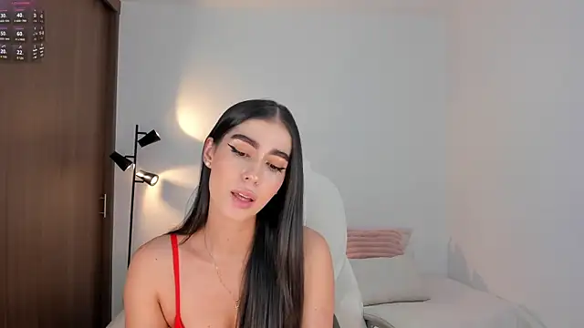 RebeccaBaxter online show from 06.14.26