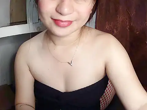 Snapshot of Mia_2022 chatting on 01.19.25 Mia 2022 online show from 01.19.25