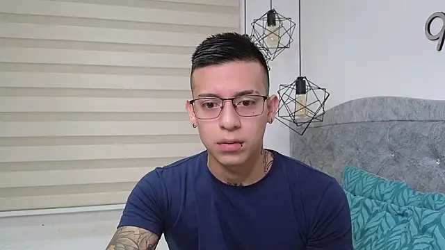 SIXXTOLOVE18 online show from 03.06.26