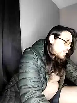 Snapshot of lucasgalacticman chatting on 02.04.25 lucasgalacticman online show from 02.04.25