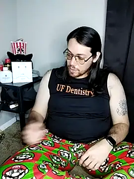 Snapshot of lucasgalacticman chatting on 02.13.25 lucasgalacticman online show from 02.13.25