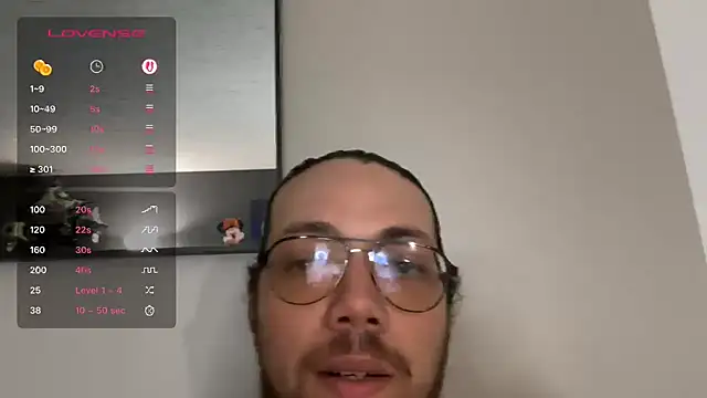 Snapshot of lucasgalacticman chatting on 09.28.25 lucasgalacticman online show from 09.28.25