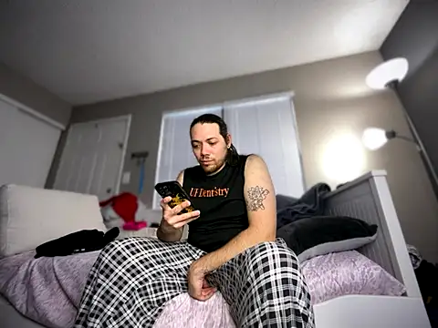 Snapshot of lucasgalacticman chatting on 12.19.25 lucasgalacticman online show from 12.19.25