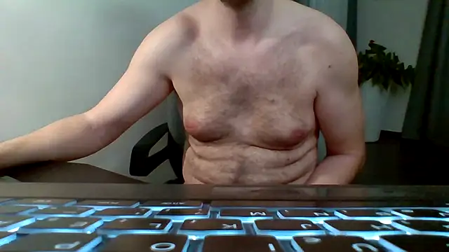 Snapshot of Horney_boy86 chatting on 03.02.25 Horney boy86 online show from 03.02.25