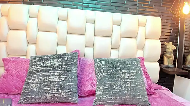 Salo Heaven online show from 02.14.25