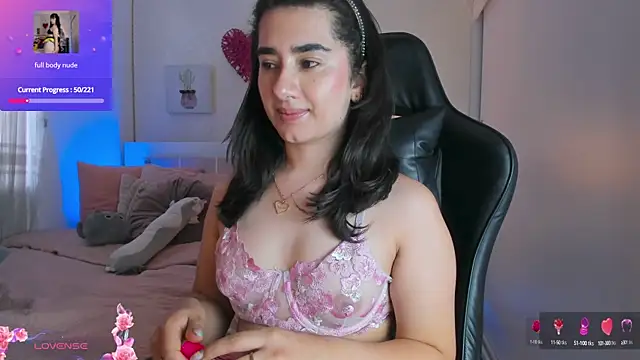 Snapshot of annadu011 chatting on 01.16.25 annadu011 online show from 01.16.25