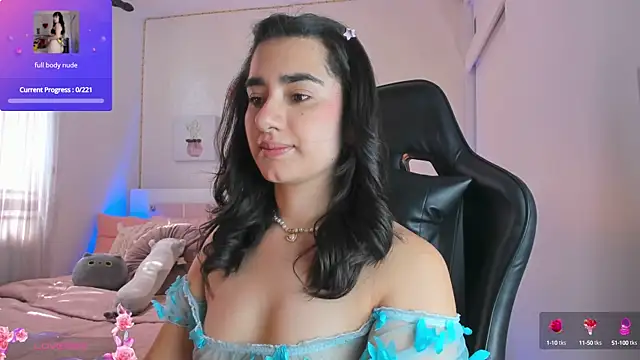 Snapshot of annadu011 chatting on 01.17.25 annadu011 online show from 01.17.25