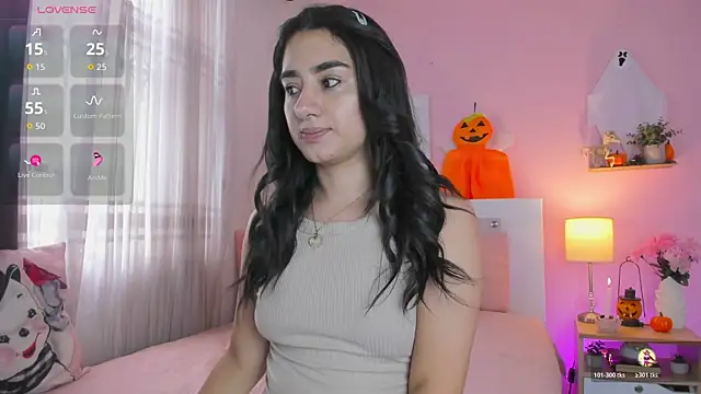 Snapshot of annadu011 chatting on 10.21.25 annadu011 online show from 10.21.25