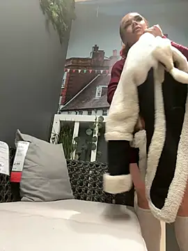 Snapshot of PennyPrincess chatting on 01.04.25 PennyPrincess online show from 01.04.25