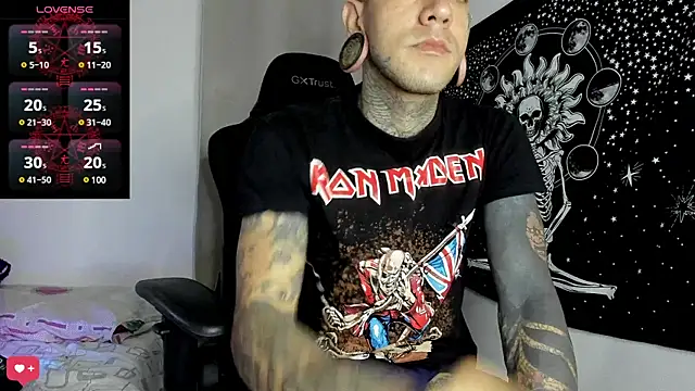 Snapshot of josh__ackerman chatting on 01.11.25 josh ackerman online show from 01.11.25