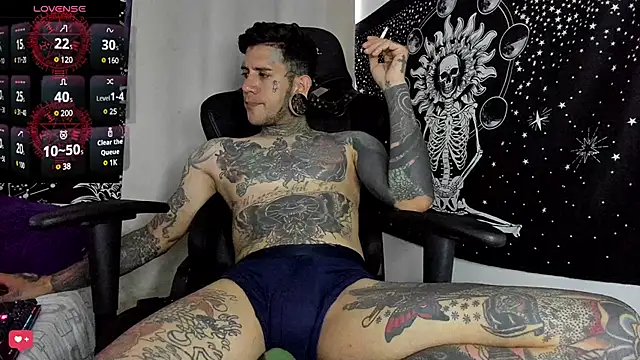 Snapshot of josh__ackerman chatting on 01.13.25 josh ackerman online show from 01.13.25