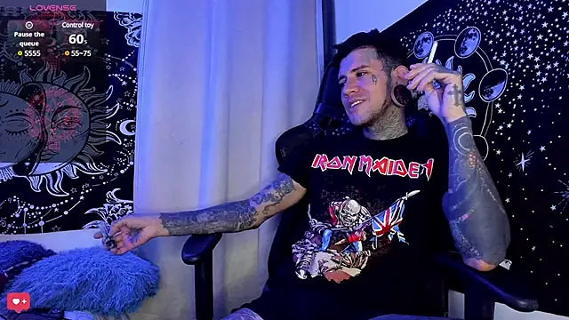 Snapshot of josh__ackerman chatting on 01.30.25 josh ackerman online show from 01.30.25