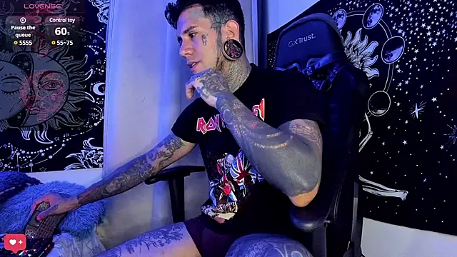 Snapshot of josh__ackerman chatting on 01.30.25 josh ackerman online show from 01.30.25