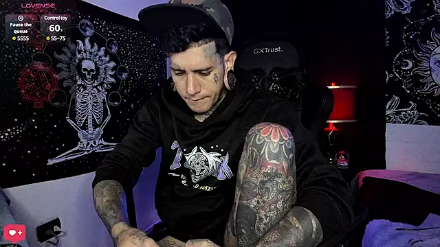 Snapshot of josh__ackerman chatting on 02.24.25 josh ackerman online show from 02.24.25