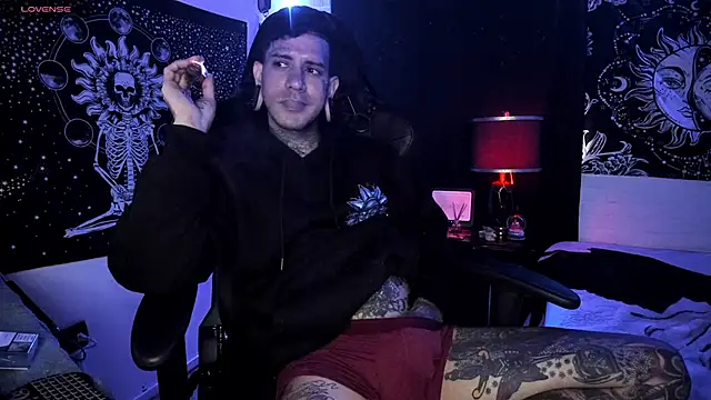 Snapshot of josh__ackerman chatting on 03.03.25 josh ackerman online show from 03.03.25