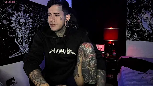 Snapshot of josh__ackerman chatting on 03.09.25 josh ackerman online show from 03.09.25