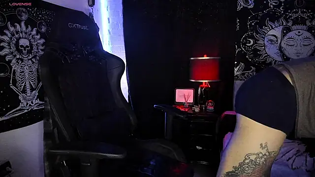 Snapshot of josh__ackerman chatting on 03.13.25 josh ackerman online show from 03.13.25