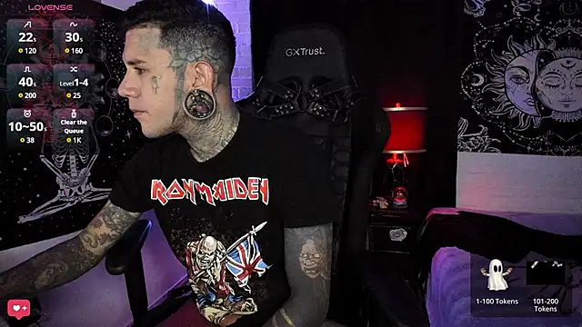 Snapshot of josh__ackerman chatting on 03.18.25 josh ackerman online show from 03.18.25