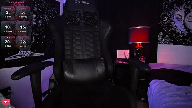 Snapshot of josh__ackerman chatting on 03.20.25 josh ackerman online show from 03.20.25