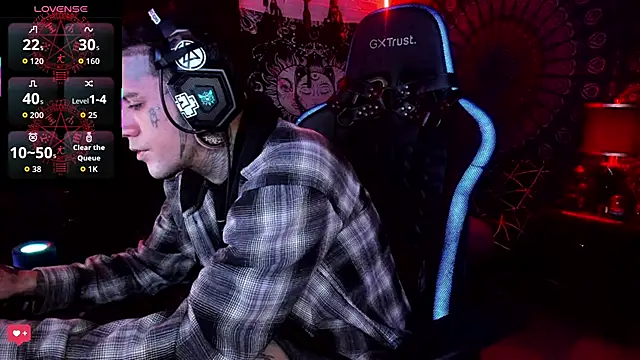 Snapshot of josh__ackerman chatting on 09.25.25 josh ackerman online show from 09.25.25