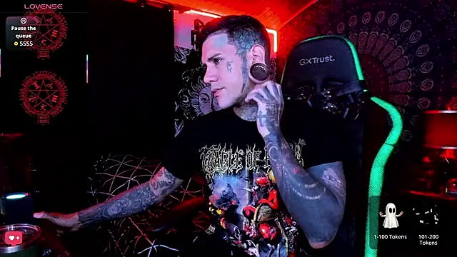 Snapshot of josh__ackerman chatting on 09.28.25 josh ackerman online show from 09.28.25