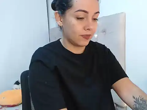 camii 7 online show from 02.13.26