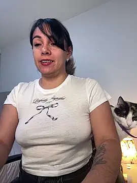 camii 7 online show from 03.04.26