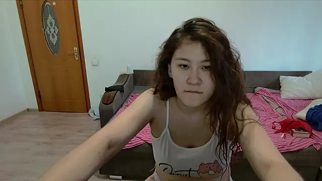 Riz girl online show from 10.26.25