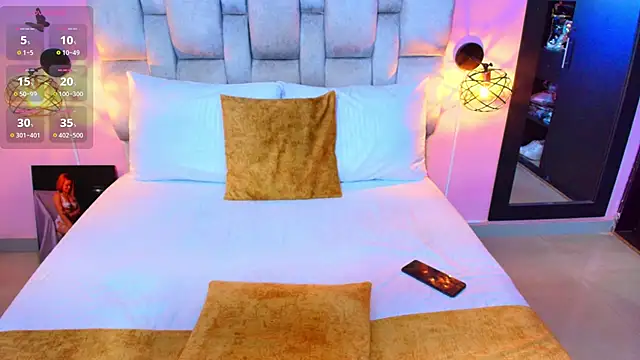 yulina xue online show from 11.19.25