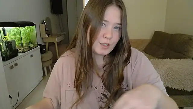 Snapshot of remirann_ chatting on 02.01.25 remirann  online show from 02.01.25