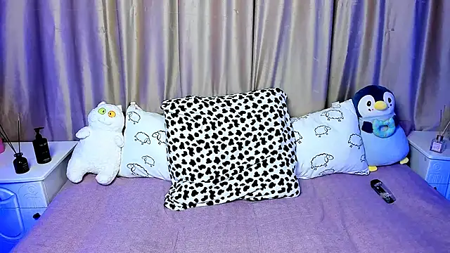 LilyStarlight online show from 02.19.25