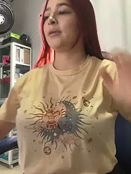 Snapshot of Marie_Castelzc chatting on 02.26.25 Marie Castelzc online show from 02.26.25