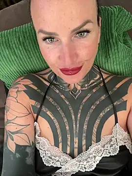 InkedBiitch online show from 07.03.26