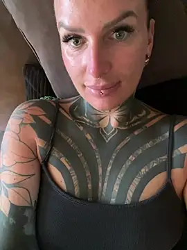 InkedBiitch online show from 07.12.26