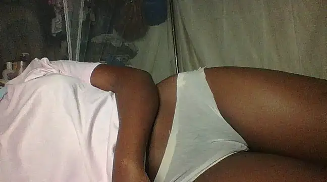 Snapshot of FatAss_baby chatting on 02.05.25 FatAss baby online show from 02.05.25