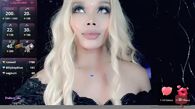 Snapshot of sugar_bbyxx chatting on 12.18.24 sugar bbyxx online show from 12.18.24