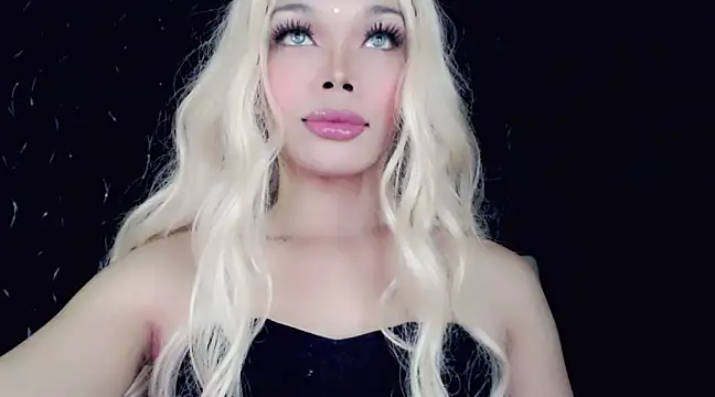 Snapshot of sugar_bbyxx chatting on 02.18.25 sugar bbyxx online show from 02.18.25