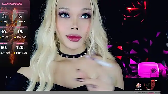 Snapshot of sugar_bbyxx chatting on 09.16.25 sugar bbyxx online show from 09.16.25