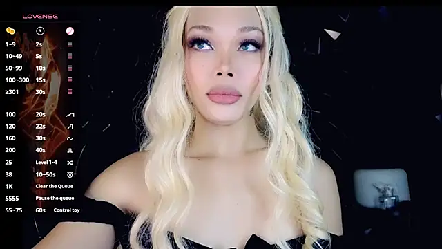 Snapshot of sugar_bbyxx chatting on 11.12.25 sugar bbyxx online show from 11.12.25